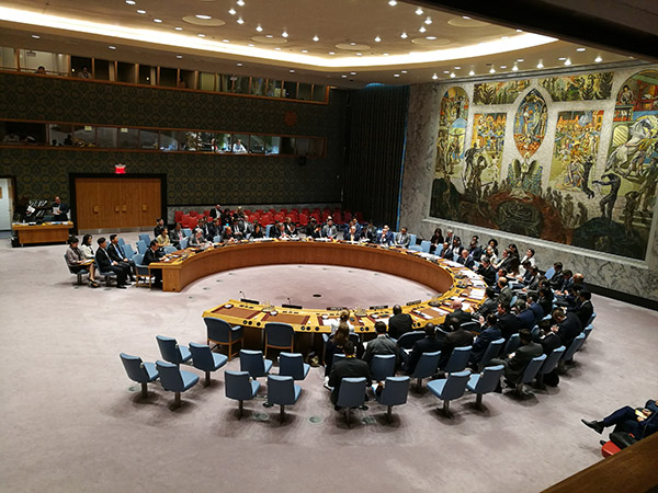 ���h�F��